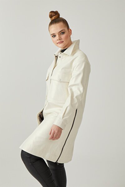 iKiGAi the city Weißer Wintermantel