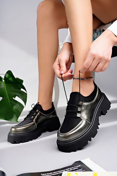 Marshetta Shoes Model Flex Scuba Diving Țesătură Detaliată Platină Argintiu Piele lacuită șifonată Pantofi de damă cu șireturi