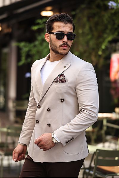 BERDA Beige Single Jacket - Italian Style, Pointed Neck, Bag Pocket and Half Garni Lining Detail