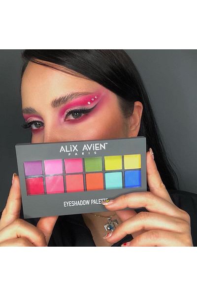 alix avien paris EYESHADOW PALETTE 111 TROPICAL BOUQUET