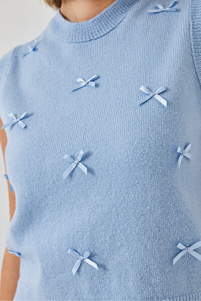 Bianco Lucci Women's Bow Sweater 20246910