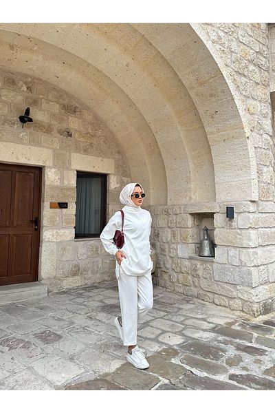 KEİVA TESETUR SUIT