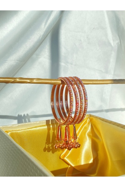 Home LATKAN BİLEKLİK GÖKKUŞAĞI KAPALI TAŞ (GÜL RENKLI) HINT BILEZIKLER