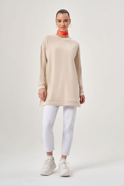 Mizalle Basic gestricktes Ecru-Sweatshirt