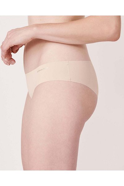 La Vie en Rose Cheeky Panty