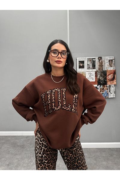 ESRAHELVACI Three Thread Raised Hola Sweatshirt