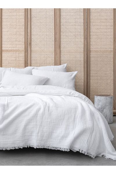 Barine Cocoon 4 Layer Muslin Bedspread Pique White 200x220