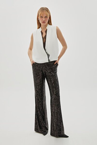 Exquise Αμάνικη κανονική μπλούζα με δαντέλα