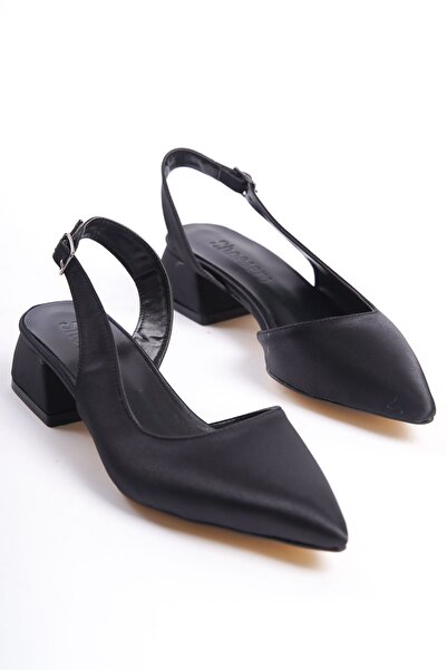 Shoesers Γυναικεία παπούτσια με χαμηλό τακούνι με ασύμμετρο λουράκι