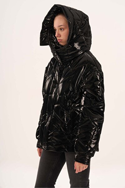 Veger Shiny Quilted Coat