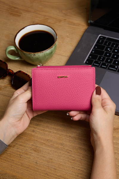 REWİNA Модель 9756 - Жіночий гаманець з натуральної шкіри з рожевою блискавкою