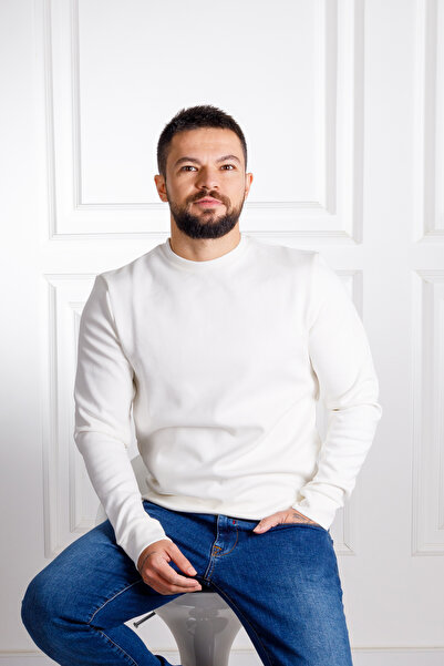 Sarar Інтерв'ю 0 Біла кофта з капюшоном