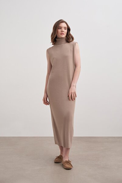 inspiration Kolsuz Elbise Bej