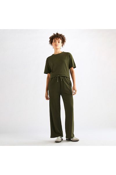 FAV Embroidered Crew Neck T-shirt and Pants Set