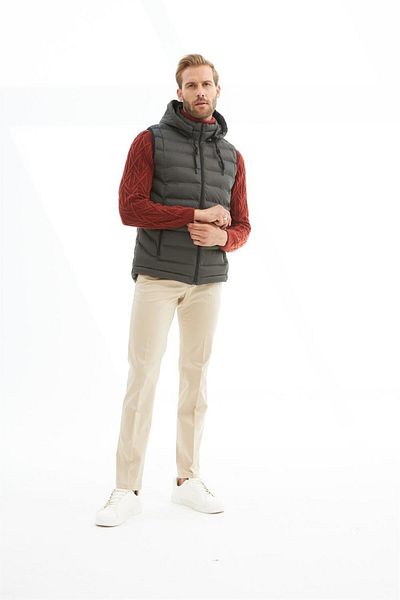 Danger Men's Removable Hooded Standard Mold Puffer Vest Anthracite