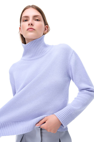 Perspective Трикотажний светр, зручний крій, стандартний розмір, низькі рукави, прямий комір, блакитний колір