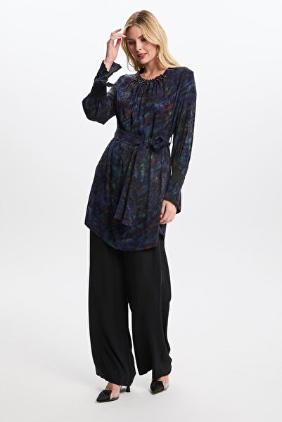 Zühre Akseusar Detaylı Kuşaklı Lacivert İkili Takım TK-1396