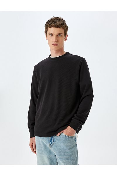 Koton Basic Crew Neck Sweatshirt with Cotton Blend