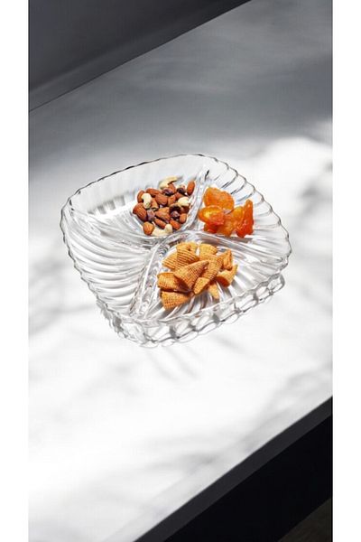 VUAO 4 Compartment Serving Plate