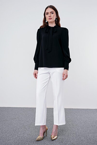 Zühre Παντελόνι από ύφασμα εκρού με λεπτομέρεια από ελαστική μέση P-0102