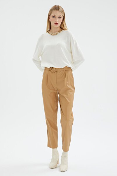 Zühre Belt Detailed Beige Leather Trousers P-0146