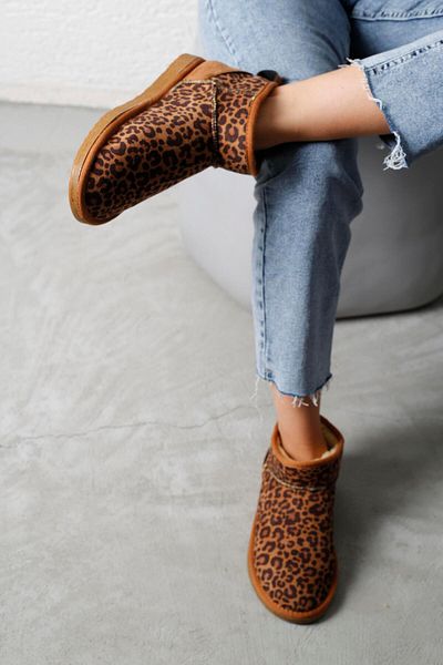 Beyond Women's Tan Leopard Ultra Mini Suede Boots with Fur Inside 3cm Byndum01