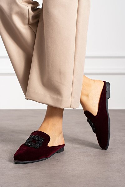 FUGA MODA Karen Burgundy Bead Square Accessory Detailed Elegant House Slippers