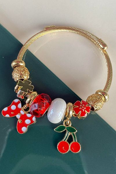 TAKIŞTIR Gold Color Cherry Figured Steel Bracelet