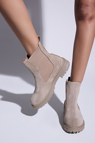 Eric Nurnberg حذاء ألينا جلدي بكعب