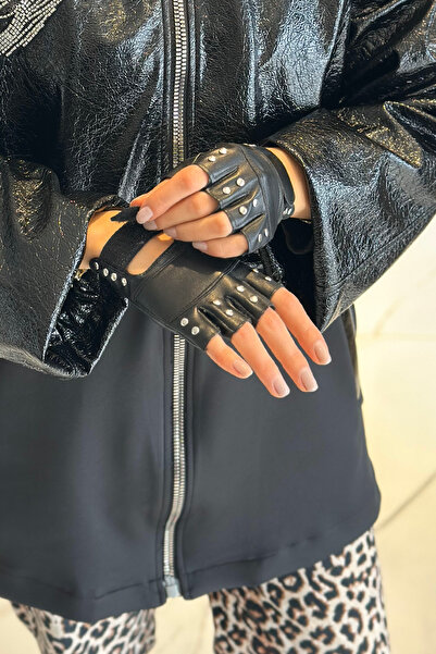 REMSA Women's Black Leather Cutout Gloves - Staple Detailed Eld-31
