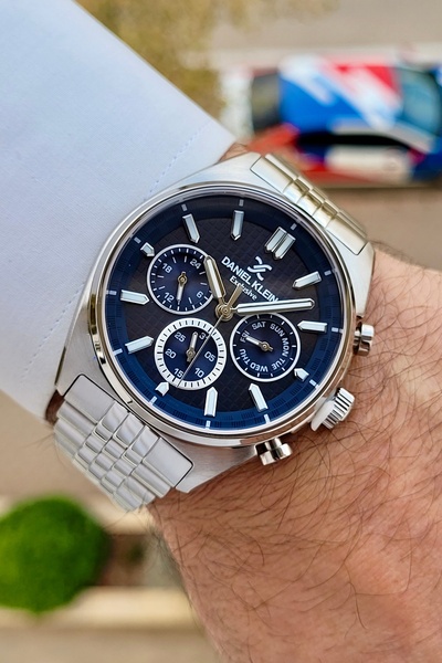 Daniel Klein Kadranı Lacivert Kordonu Beyaz Renk 24 Ay Garantili İç Göstergeleri Aktif Erkek Kol Saati