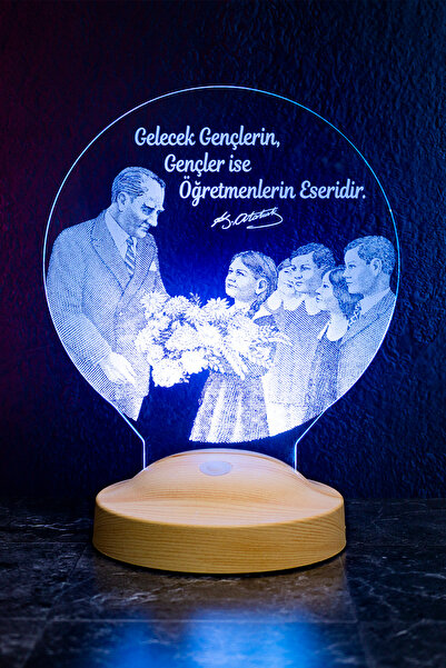 SEVGİLAMBASI Baş Öğretmen Mustafa Kemal Atatürk Ve Öğrenciler, Öğretmene Hedi...