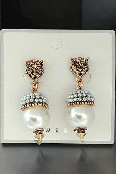Çlk Accessories Premium Lion Detailed Stone Pearl Earrings