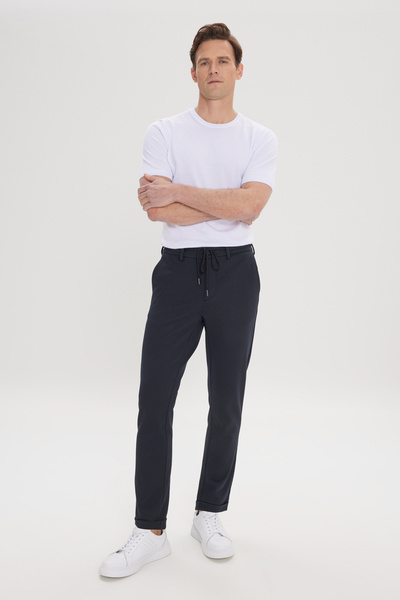 ALTINYILDIZ CLASSICS Erkek Lacivert Slim Fit Dar Kesim Yan Cepli Beli Bağlamalı Jogger Pantolon