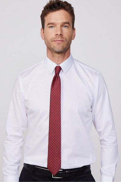 Tudors Slim Fit Μακρυμάνικο μη σιδερένιο ανδρικό πουκάμισο