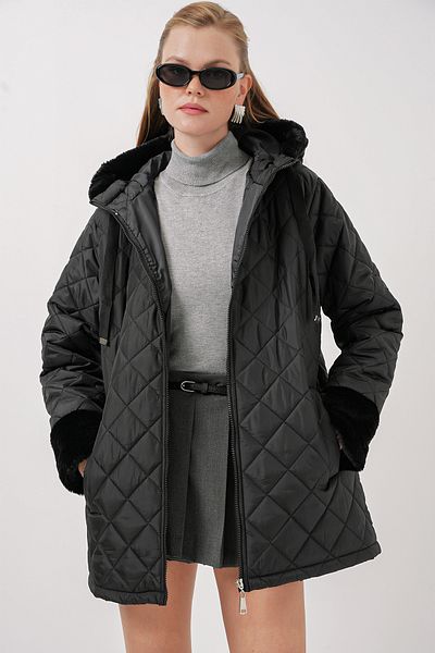 Bigdart 5197 Капитонирано палто с качулка - черно