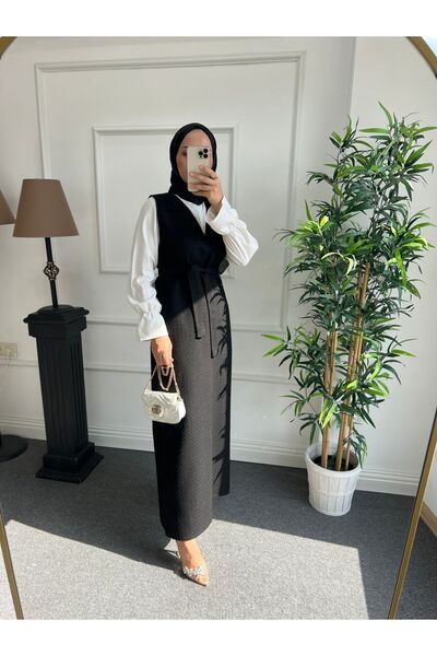 Nisa Nalbantoğlu Siyah Tüvit Tesettür Jile