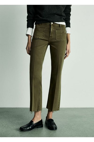 MANGO Woman Flare-Jeans mit mittlerer Taille