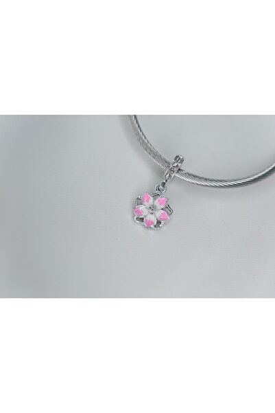 CYB STUDİO PEMBE BEYAZ ÇİÇEK MOTİFLİ PASLANMAZ ÇELİK CHARM