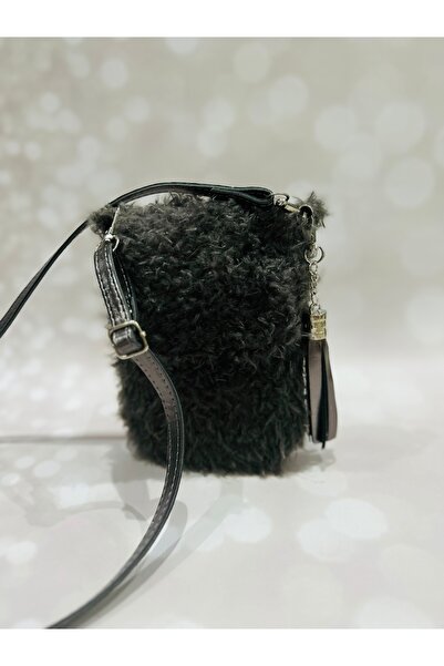 Butik Plush Phone Bag