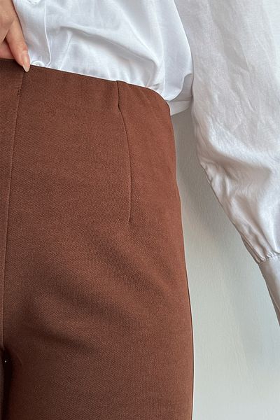 InStyle بنطلون بالازو تان مع كوليت