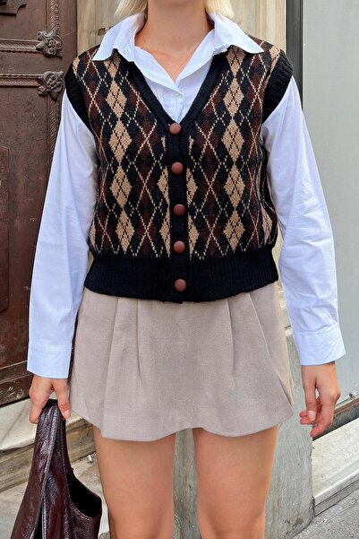 Swist Women's Knitwear Sweater - Brown, Shirt Garnished and Diamond Pattern