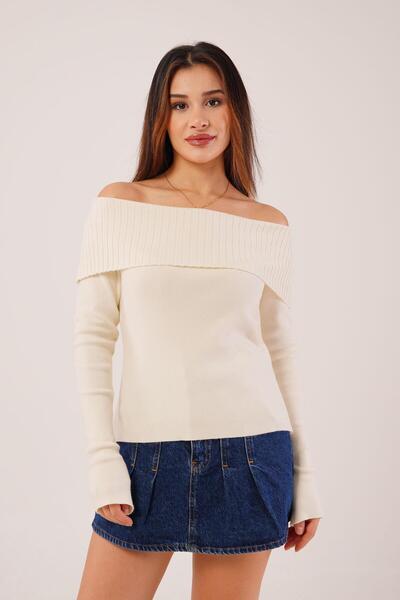 Hipo Trend Pulover bej cu guler Madonna cu croială normală