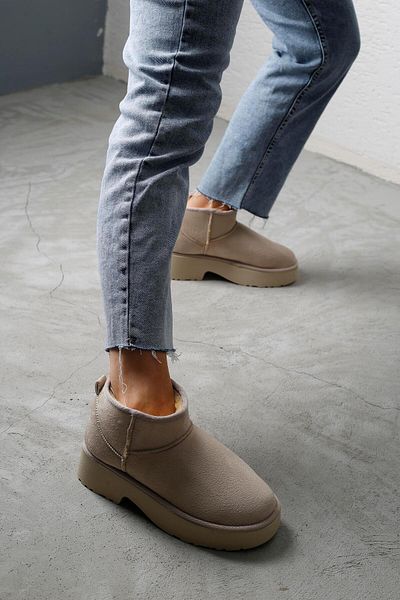 Beyond Beige High Heeled Ultra Mini Shearling Suede Boots - 5 cm Byndum04