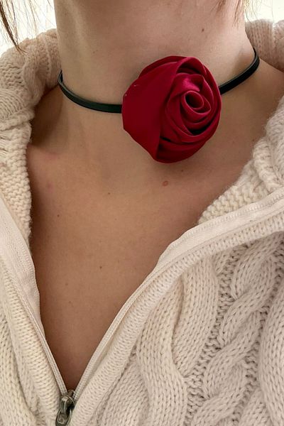 Trade Bazaar Lace-Up Fabric Rose Choker Necklace Rose Necklace