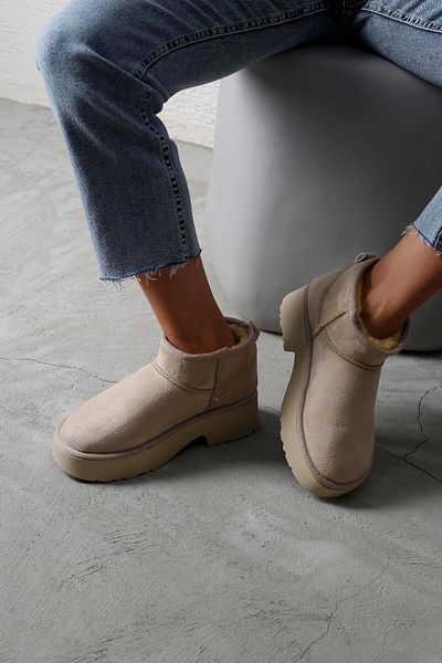Beyond Beige High Heeled Ultra Mini Shearling Suede Boots - 5 cm Byndum04