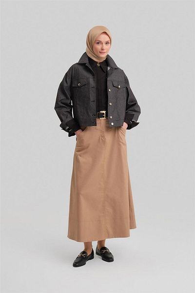 Armine Black Short Denim Jacket - 24Y5405 Model