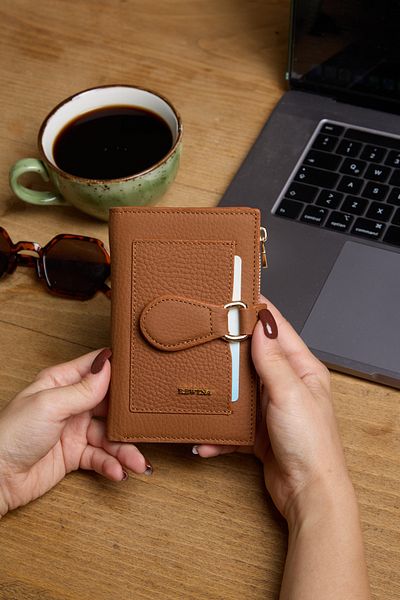 REWİNA 9735 Model - Tan Color Genuine Leather, Special Design Magnet Women's Wallet