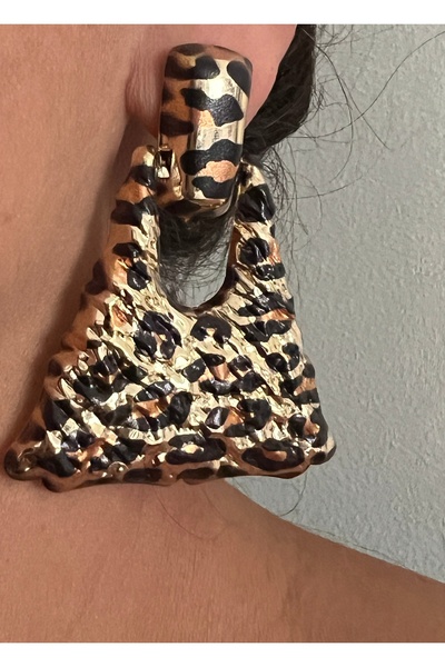 tones official أقراط ليوبارد ذهبية كبيرة جدًا ذات جودة عالية