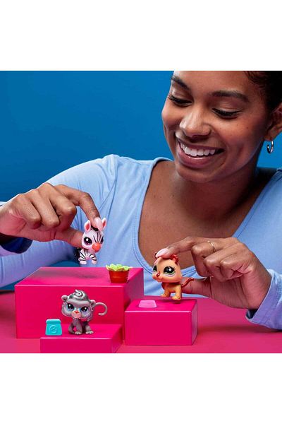 Littlest Pet Shop سلسلة 2 حمار وحشي - قرد وأسد LPS مينيشز مجموعة مجسمات مكونة من 3 قطع
